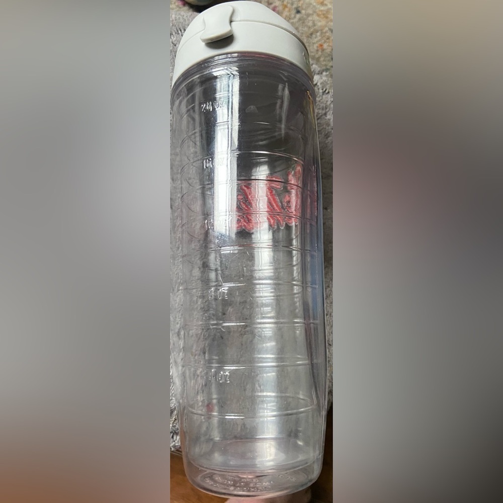 Tervis 1232345 Ole Miss Rebels Logo Insulated Tumbler Lid T29